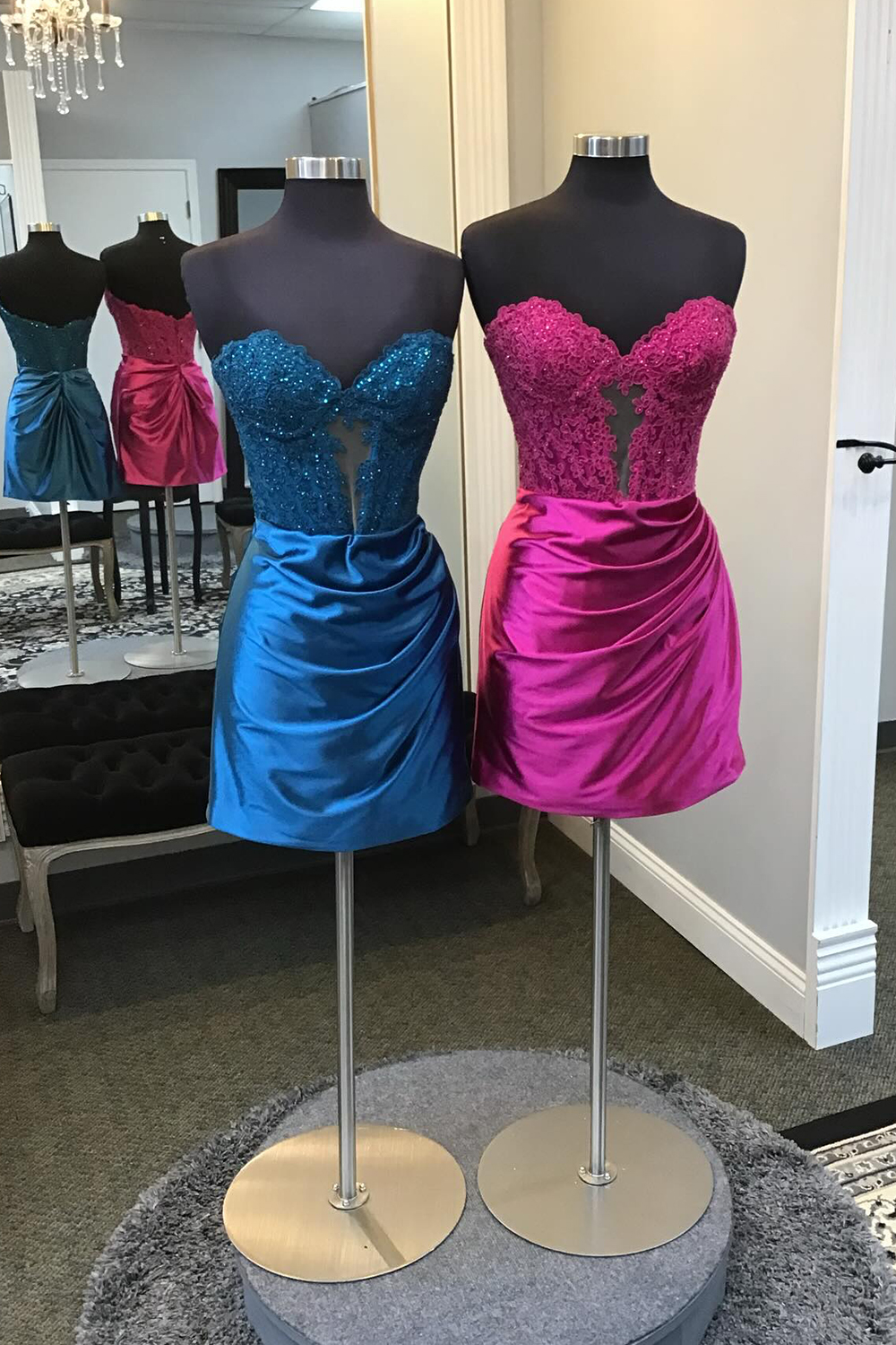 Sparkly Navy Corset Sweetheart Tight Short Homecoming Dress with Appliques