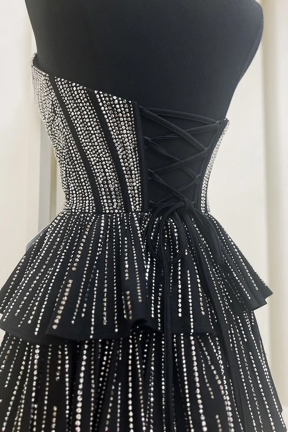 Sparkly Black Pink Sweetheart Corset Short Homecoming Dress With Ruffles