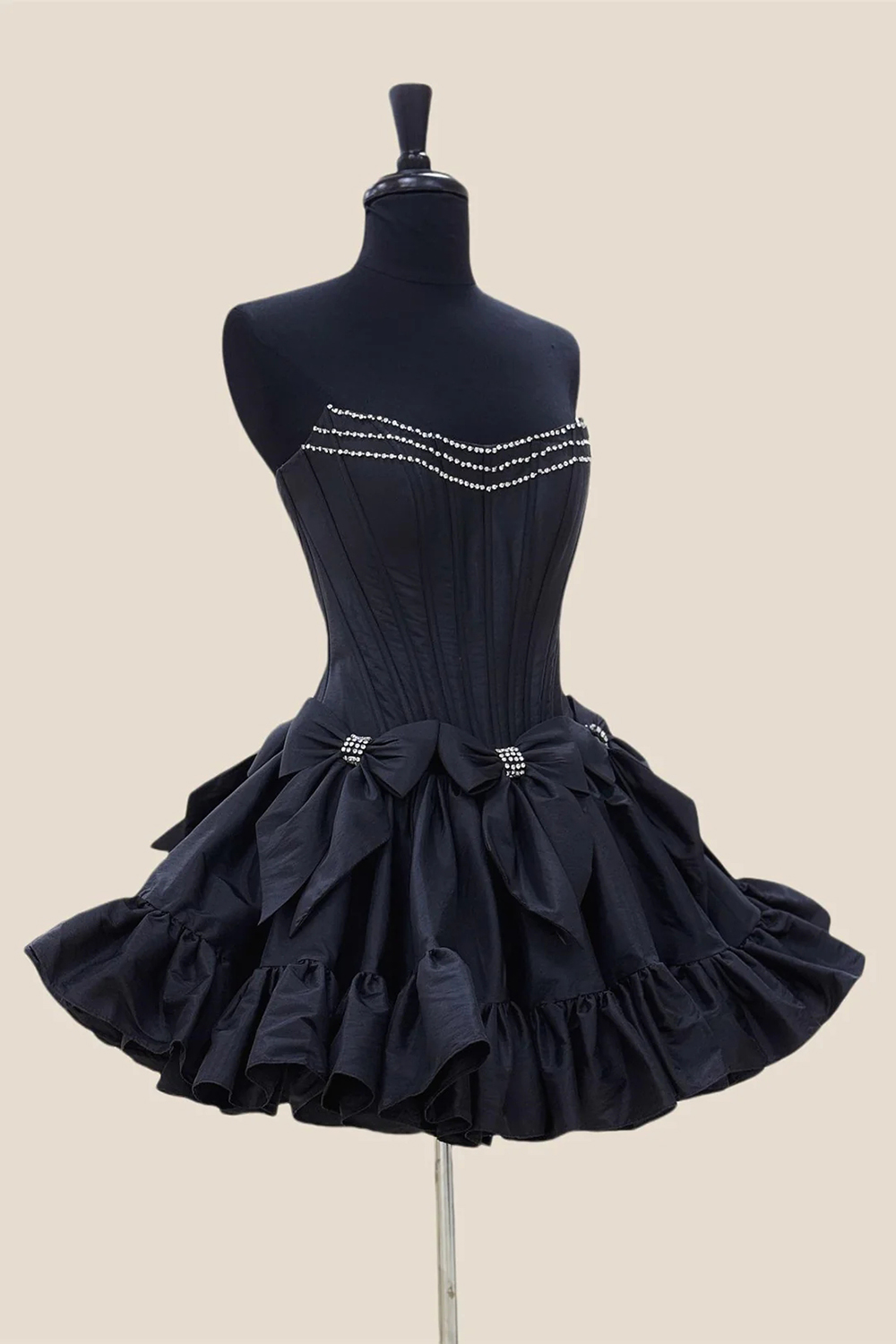 Black Corset Strapless A Line Short Homecoming Dress With Bows