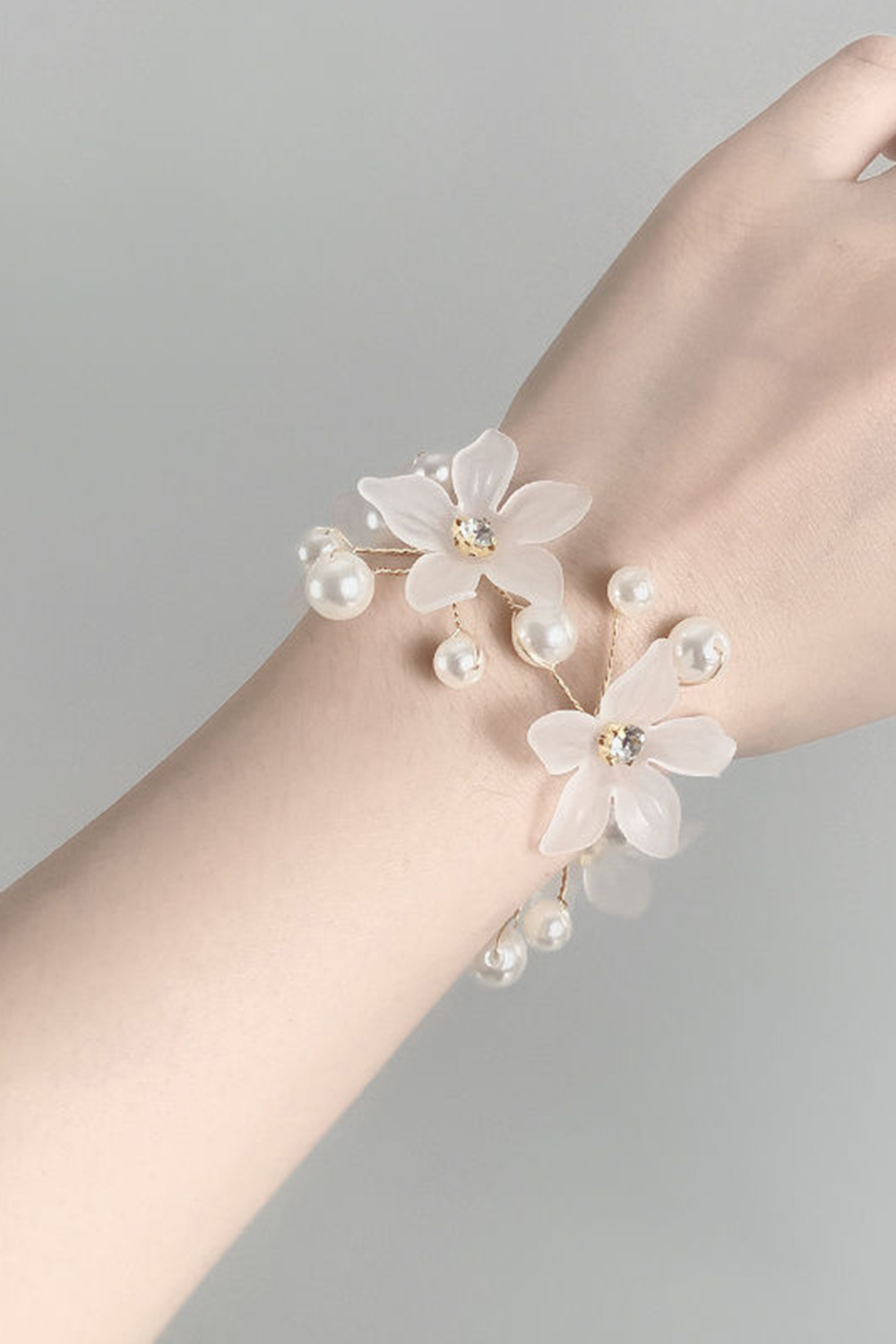 White Flowers Pearl Homecoming Wrist Corsage