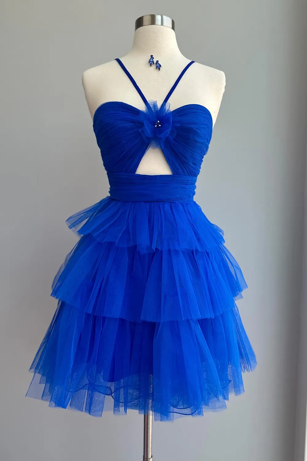 White Blue Flower Halter Ruffled A-Line Short Homecoming Dress