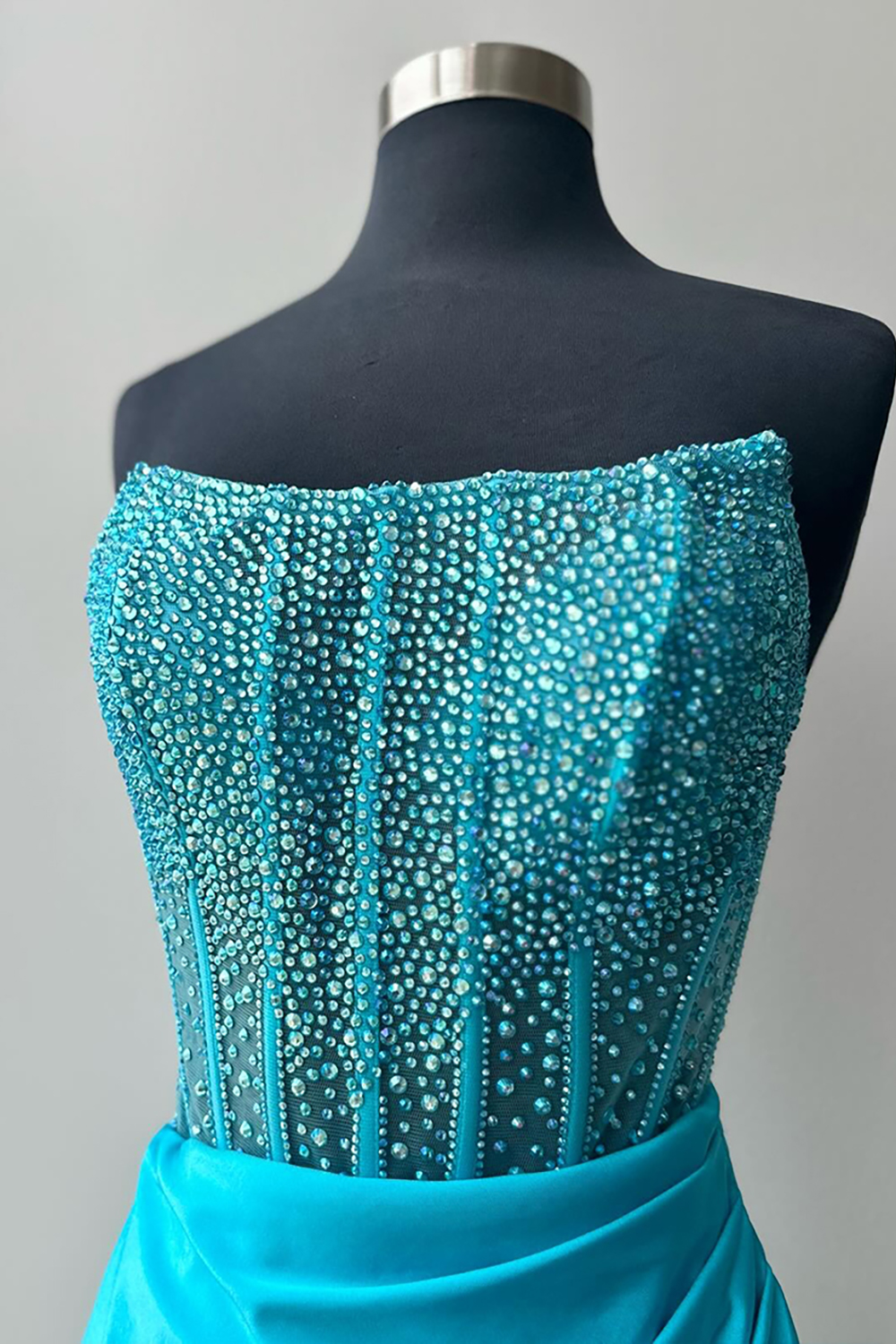 Strapless Black Bodycon Corset Short Homecoming Dress with Beading