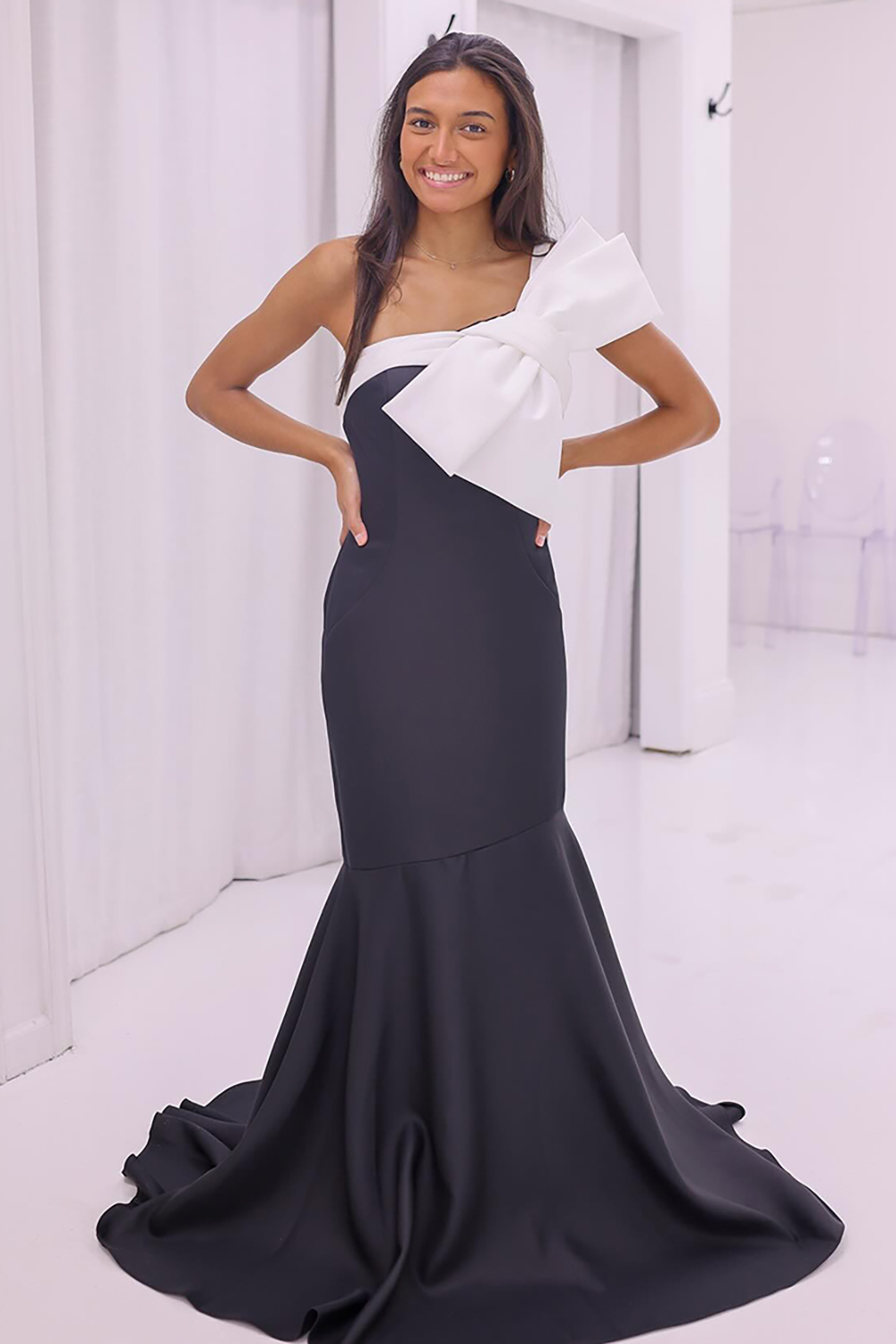 Black and White One Shoulder Satin Mermaid Prom Dress