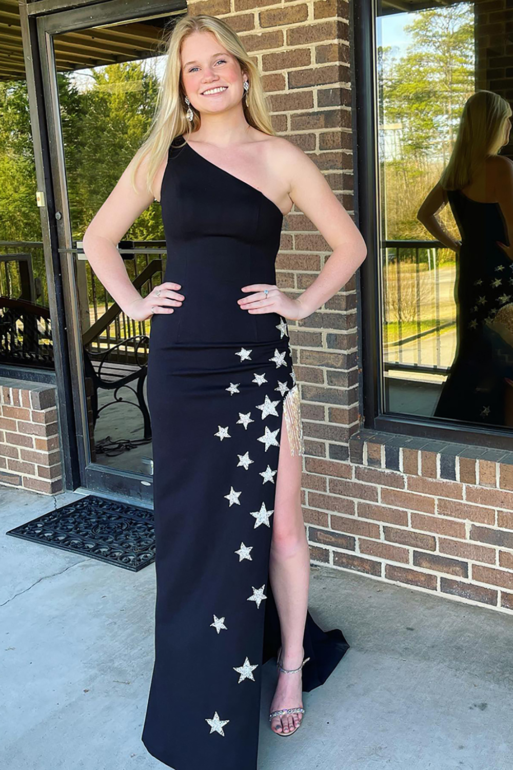 Black One Shoulder Tassels Mermaid Prom Dress with Star