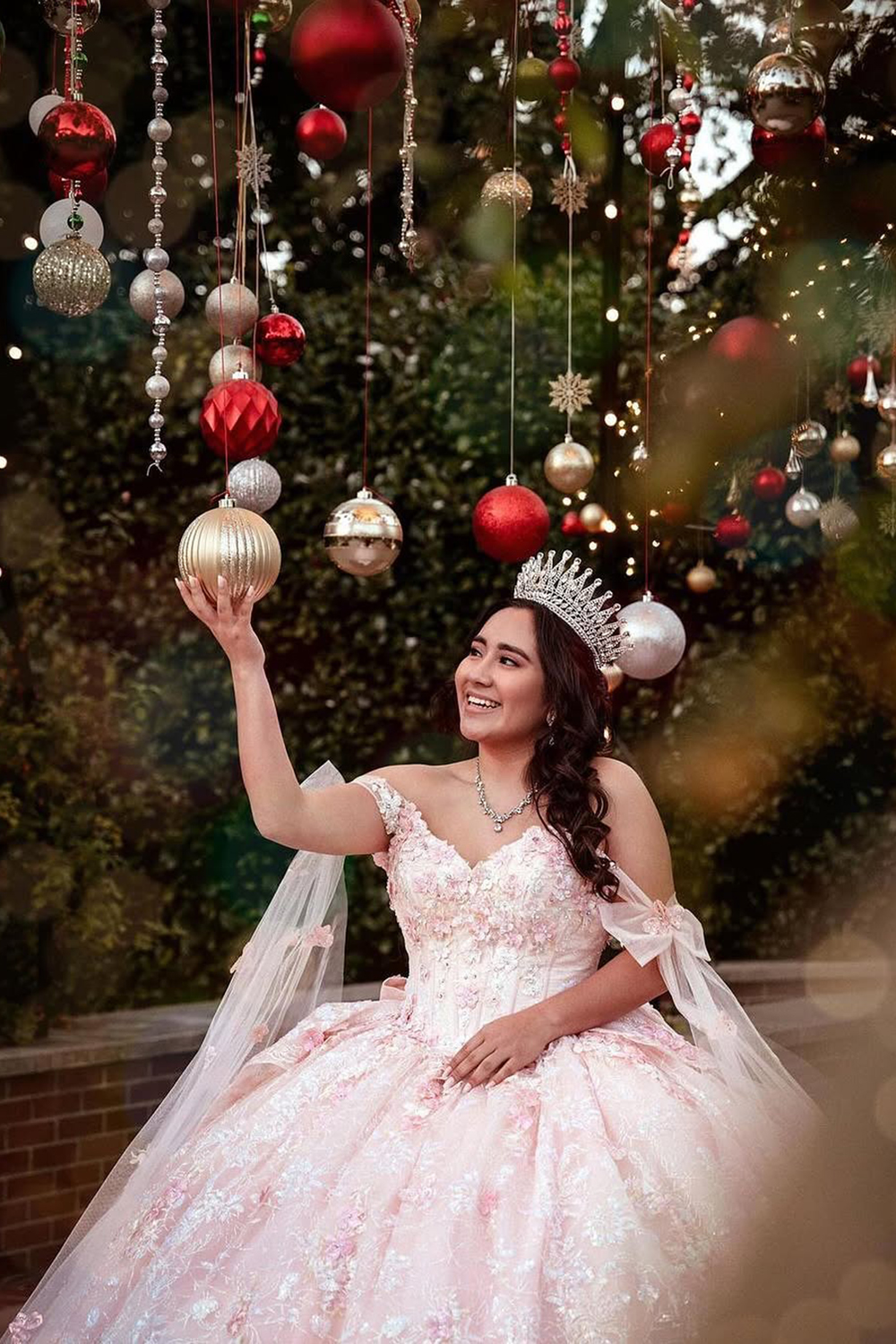 Light Pink Off the Shoulder Ball Gown Appliqued Quinceanera Dress with Train