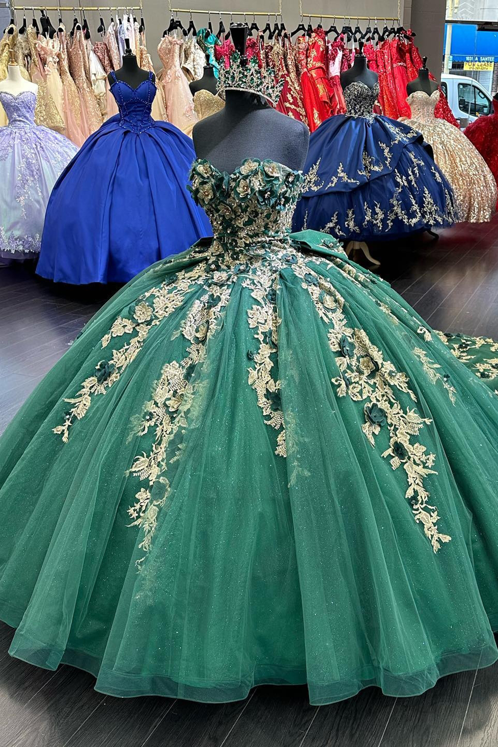 Sparkly Dark Green Sweetheart Applique Ball Gown Tulle Quinceanera Dress with Train