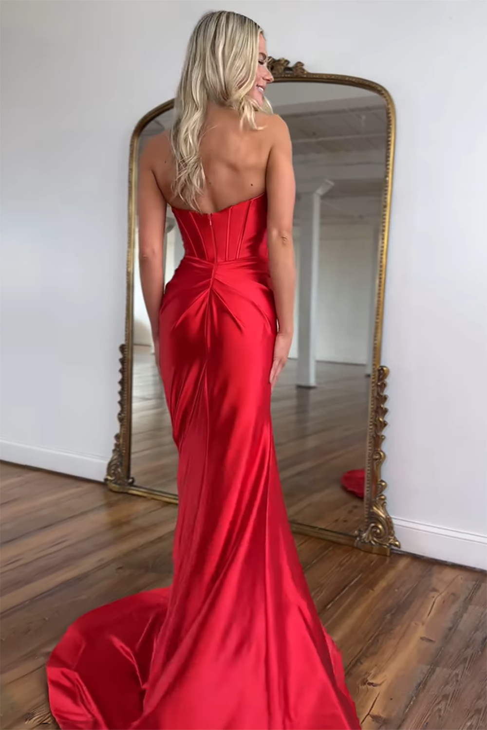 Corset Red Satin Sweetheart Prom Dress with Slit