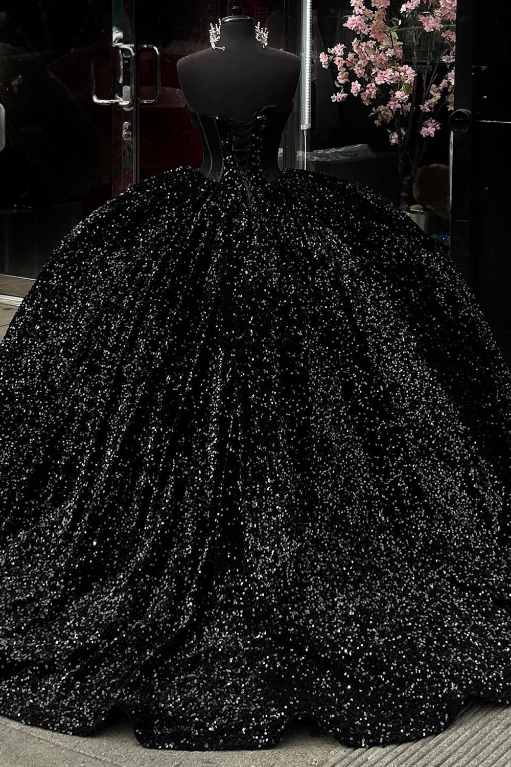 Sparkly Black Ball Gown Strapless Sequins Quinceanera Dress with Rhinestones