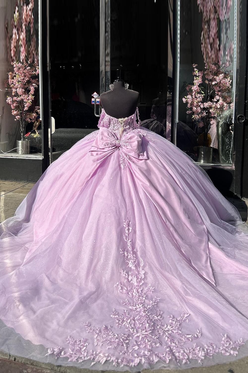 Princess Pink Ball Gown Off the Shoulder Appliques Tulle Quinceanera Dress with Bow