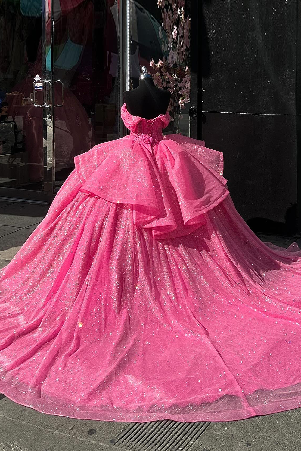 Sparkly Hot Pink Off the Shoulder Beaded Rhinestones Tulle Quinceanera Dress with Ruffle
