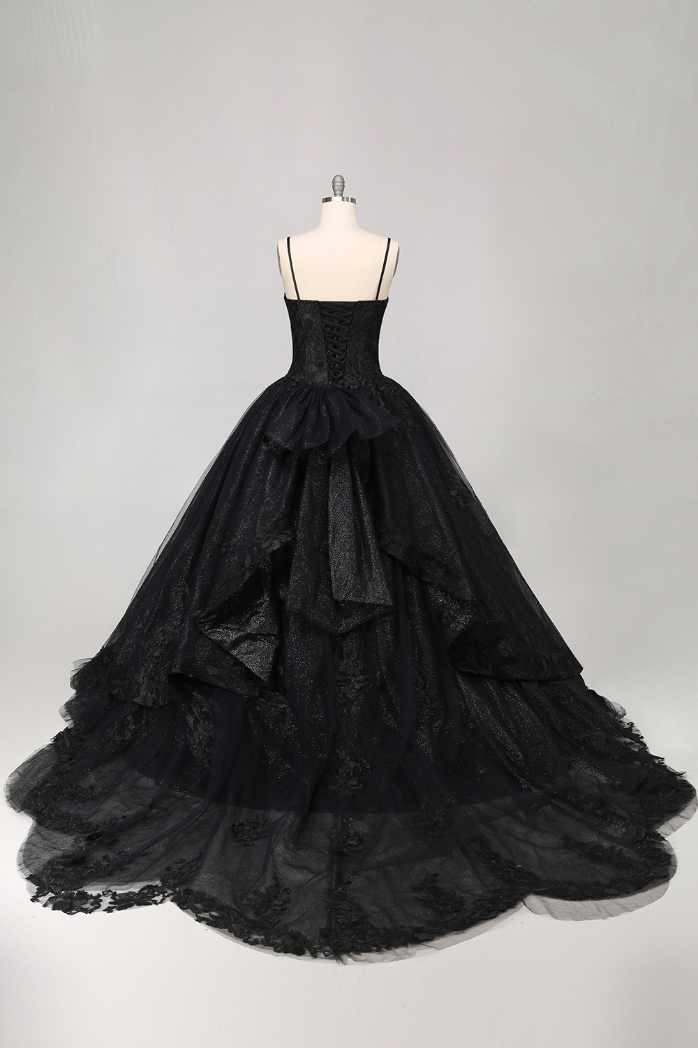 Spaghetti Straps Black Tulle Ball Gown Applique Quinceanera Dress