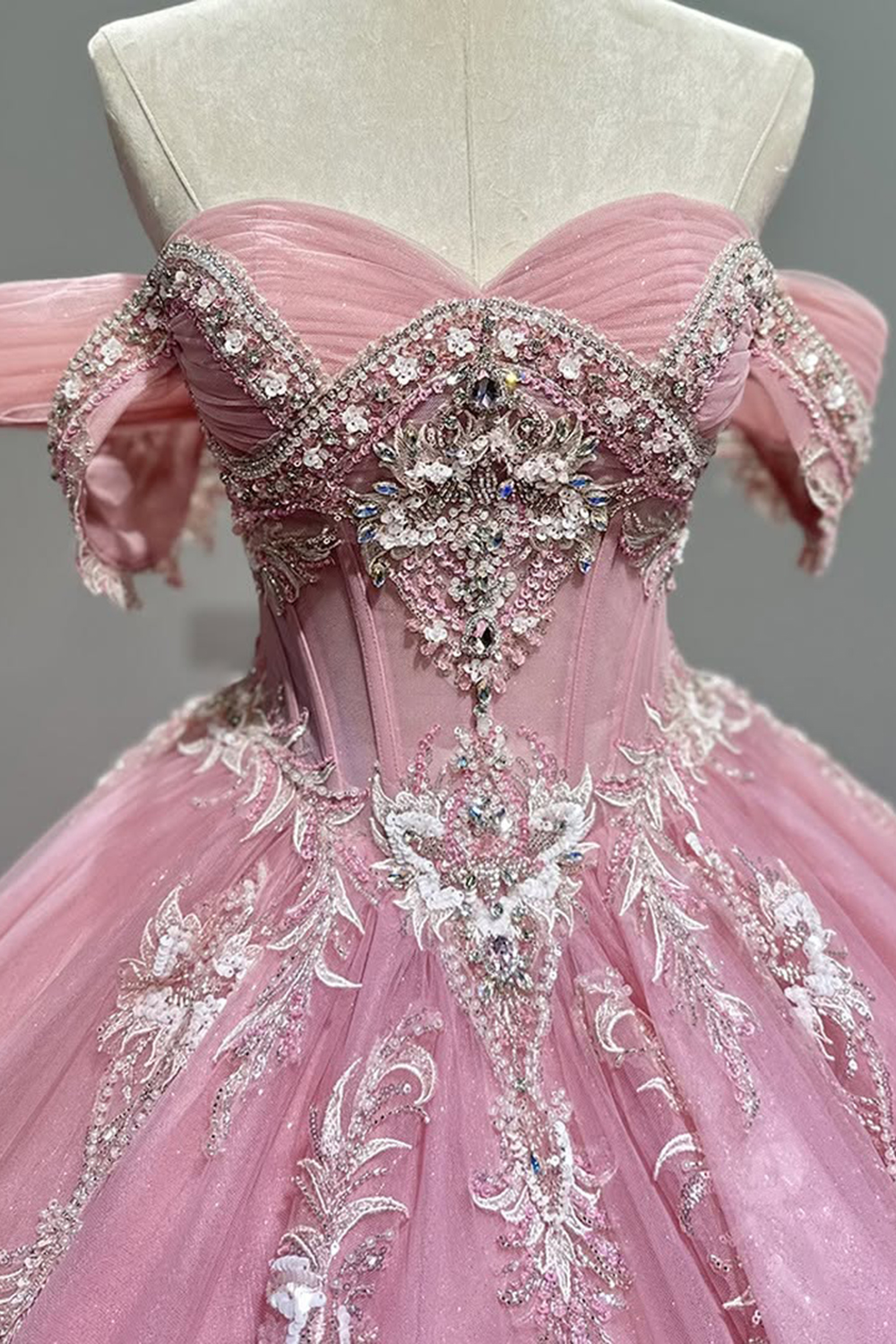 Sparkly Blush Pink Ball Gown Off the Shoulder Tulle Quinceanera Dress with Beading Appliques