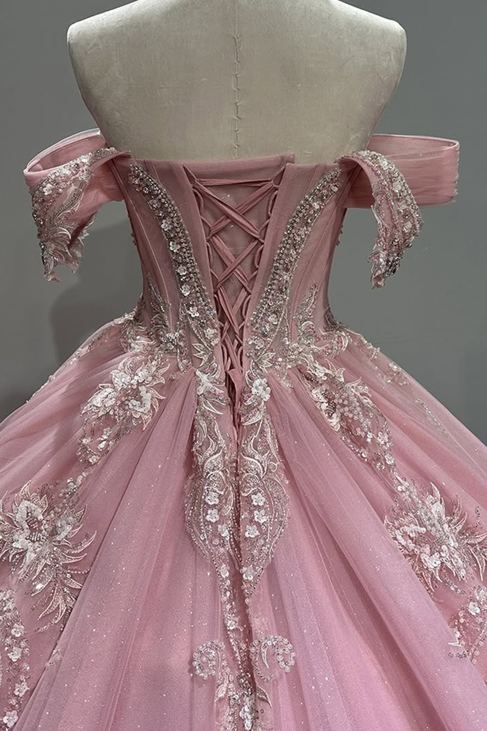 Sparkly Blush Pink Ball Gown Off the Shoulder Tulle Quinceanera Dress with Beading Appliques