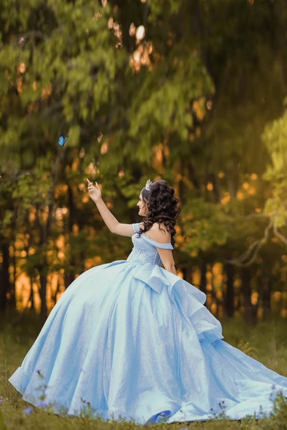 Sparkly Sky Blue Off the Shoulder Ball Gown Tulle Quinceanera Dress with Train