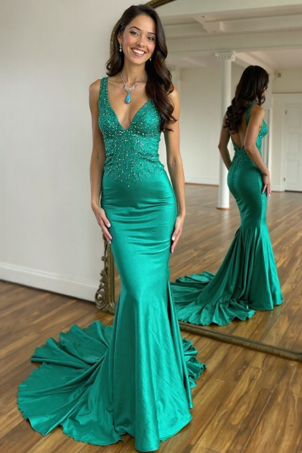 Sparkly Green V-Neck Mermaid Long Prom Dress with Beading