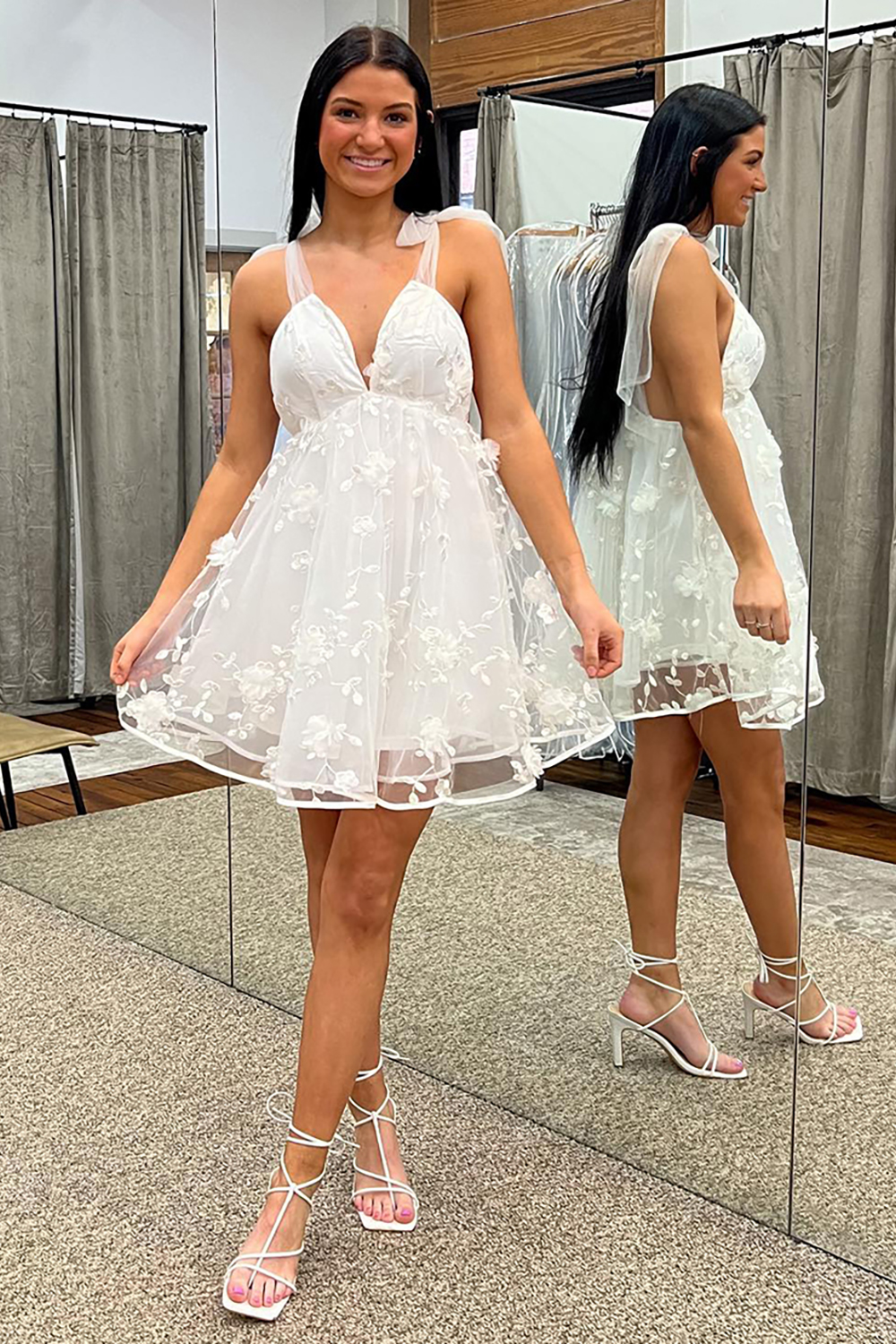 White A Line Tulle Short Prom Dress with Lace