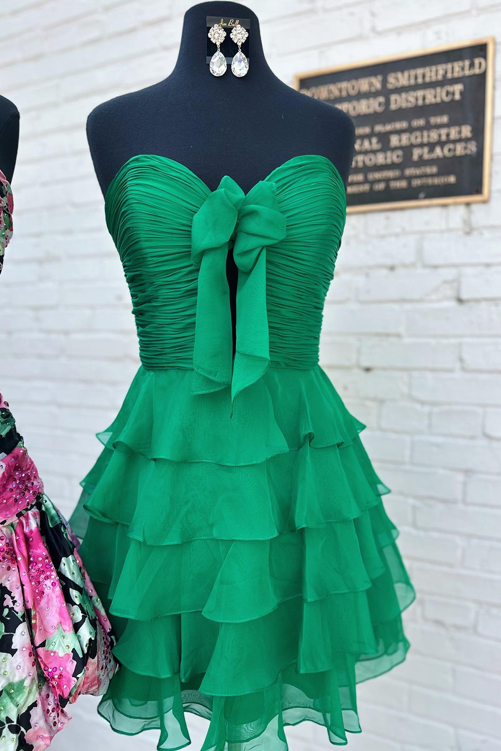 Green A Line Tulle Tiered Sweetheart Short Homecoming Dress