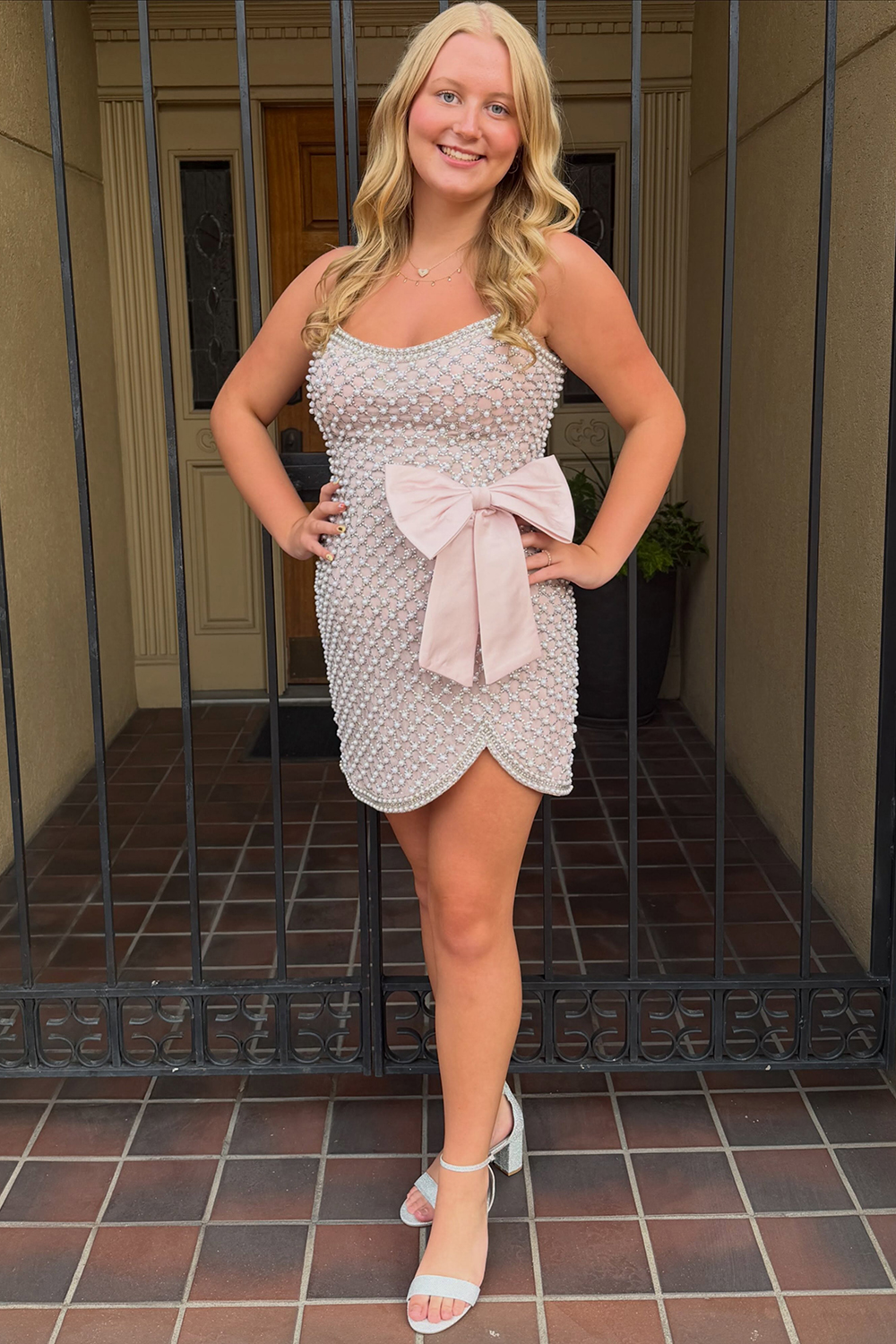 Silver Spaghetti Straps Tight Short Homecoming Dress with Pearls