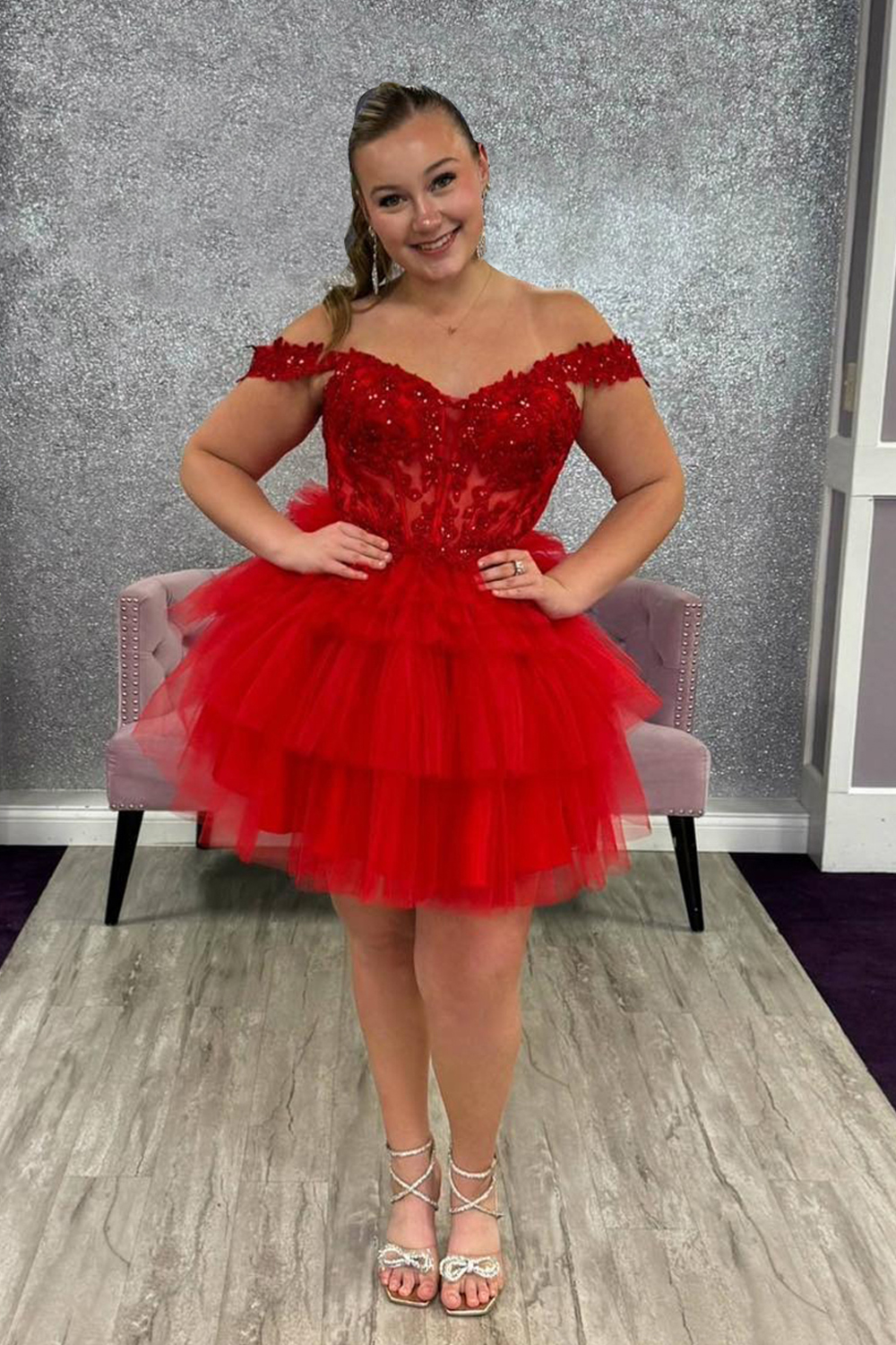 Sparkly Black Corset Tulle Short Ruffled Homecoming Dress with Lace