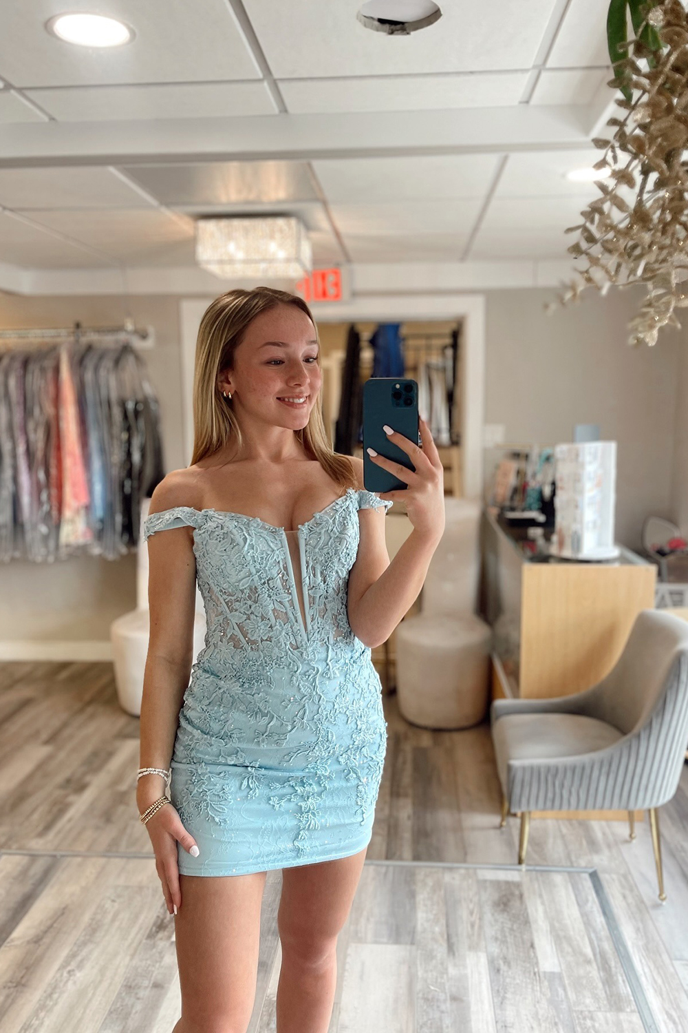 Blue Tight Corset Off The Shoulder Appliqued Short Homecoming Dress