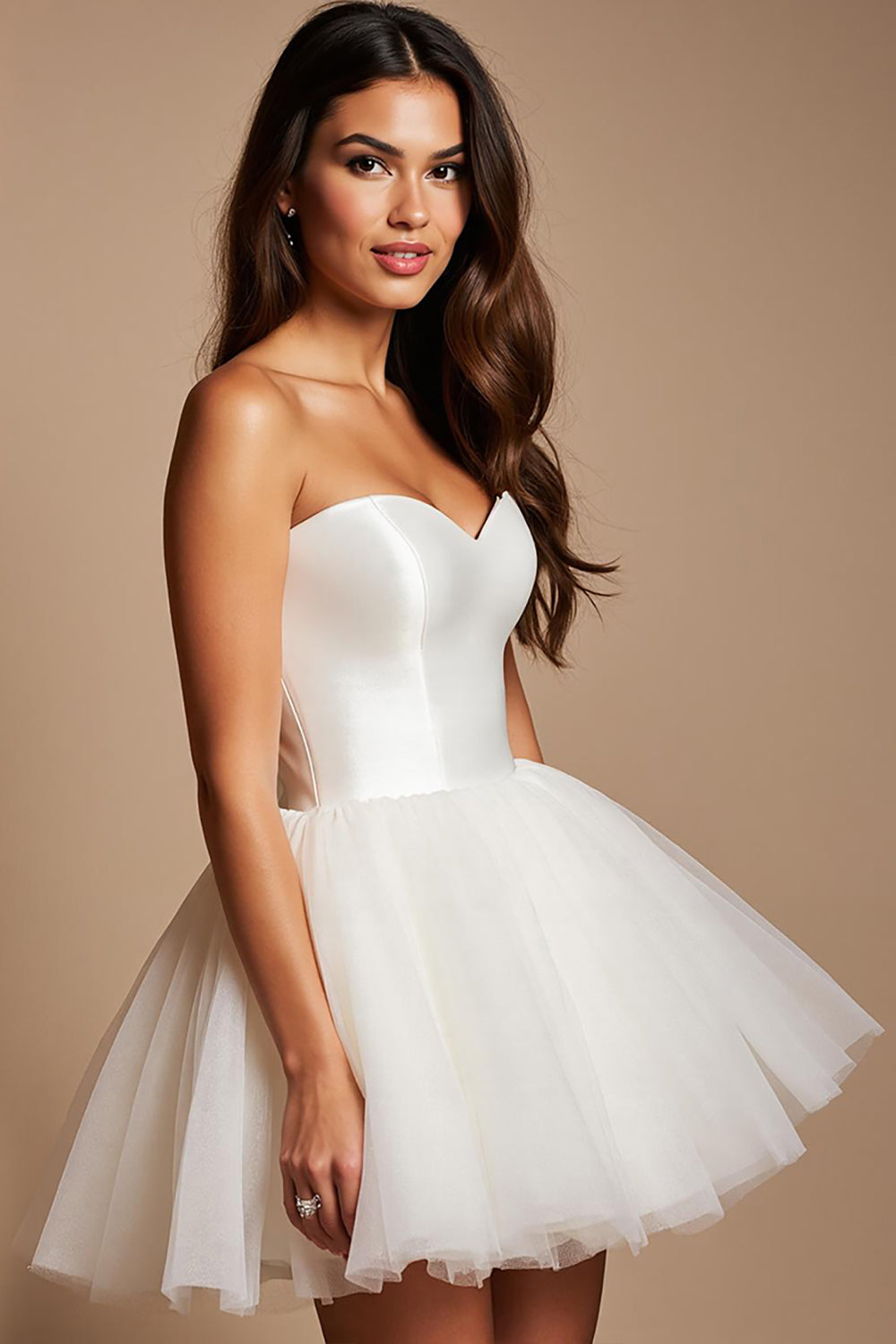 White Sweetheart A Line Short Tulle Homecoming Dress