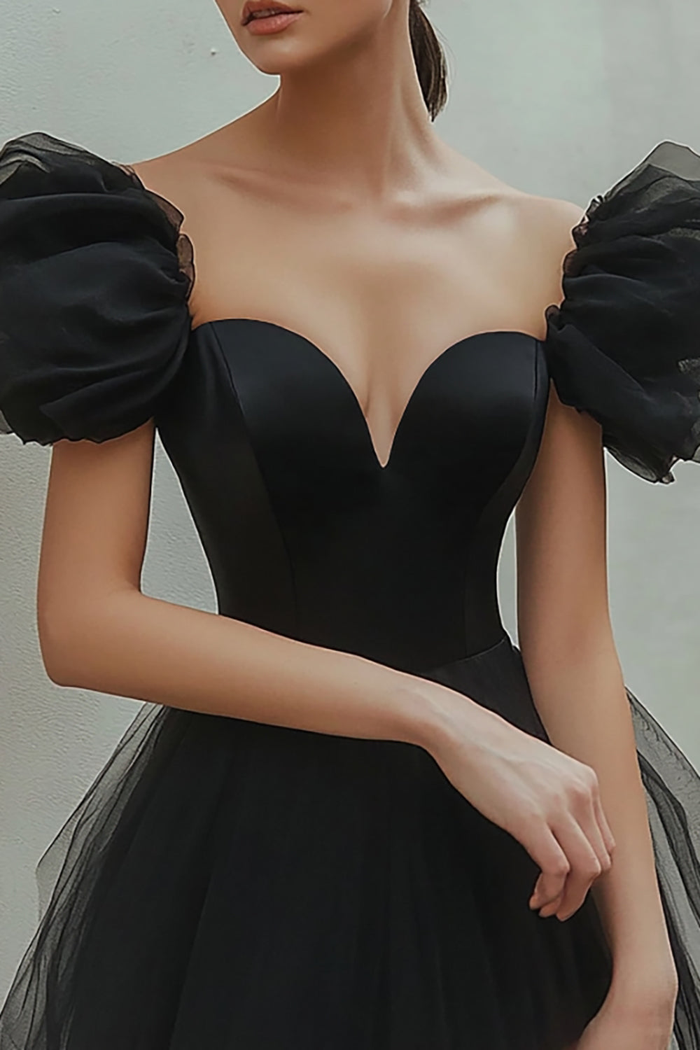 Black A Line Tulle Short Homecoming Dress with Sleeves