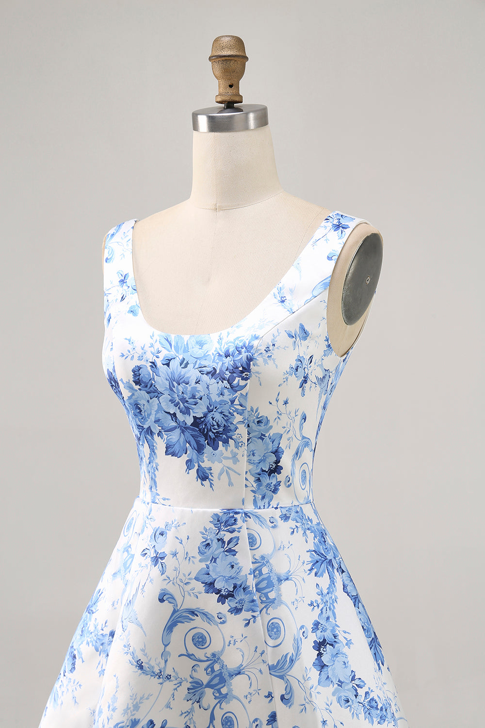 White and Blue Floral Scoop Neck A Line Short Homecoming Dress