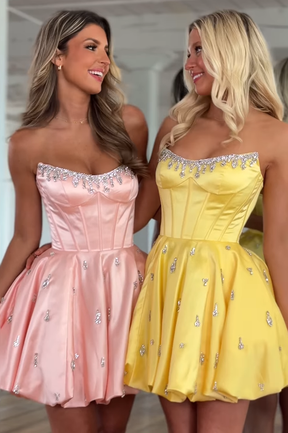 Sparkly Pink Corset Strapless Short Homecoming Dress with Rhinestone