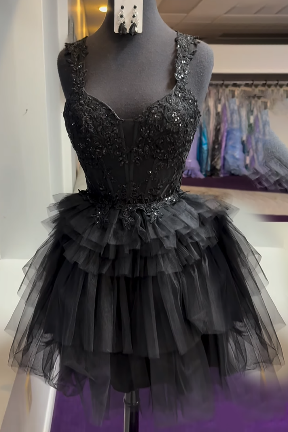 Black Tulle Ruffled Corset Short Homecoming Dress with Appliques