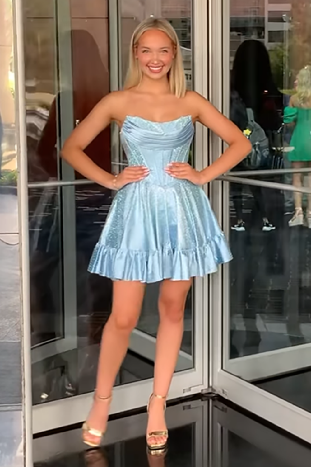 Sparkly Yellow Beaded Strapless Short Corset Homecoming Dress