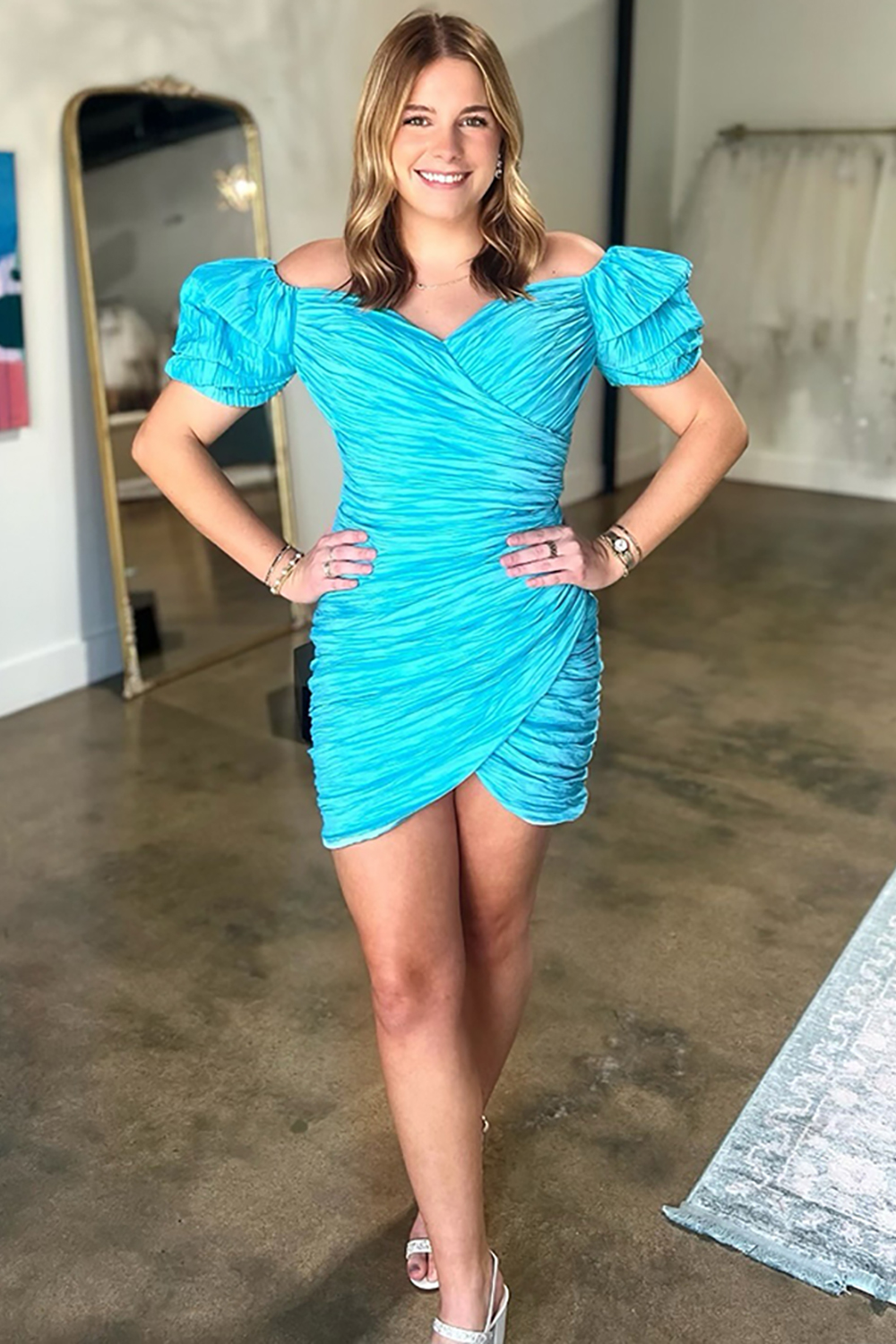 Turquoise Tight Ruched Short Homecoming Dress with Sleeves