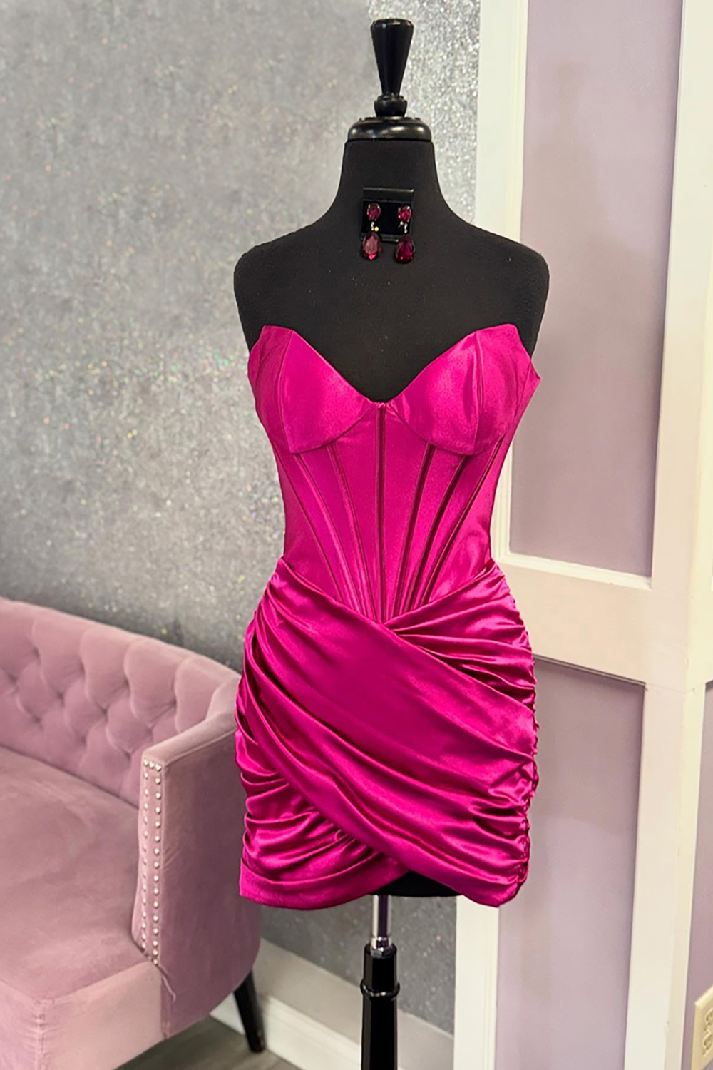 Grape Sweetheart Tight Ruched Short Corset Homecoming Dress