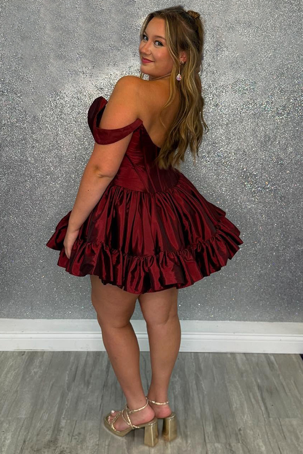 Emerald Green Off the Shoulder Satin Short Corset Homecoming Dress with Ruffles