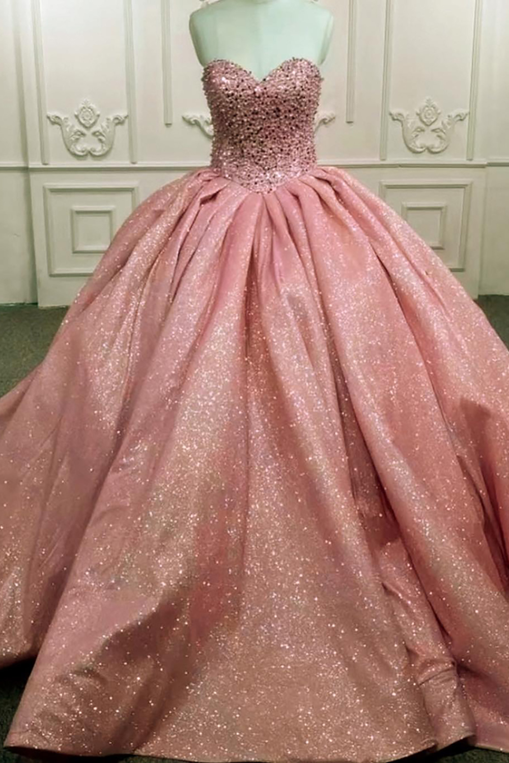 Sparkly Lilac Sequins Princess Ball Gown Sweetheart Long Quinceanera Dress