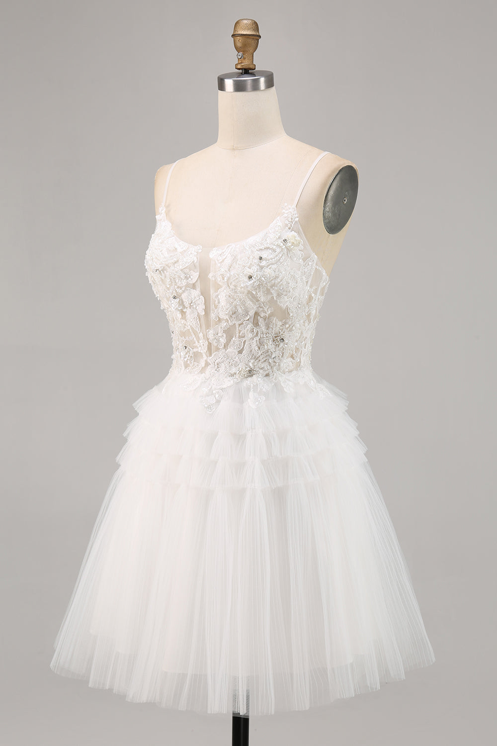 White Tulle A Line Short Homecoming Dress with Appliques