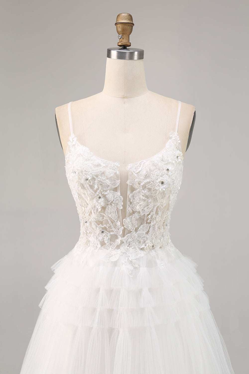 White Tulle A Line Short Homecoming Dress with Appliques