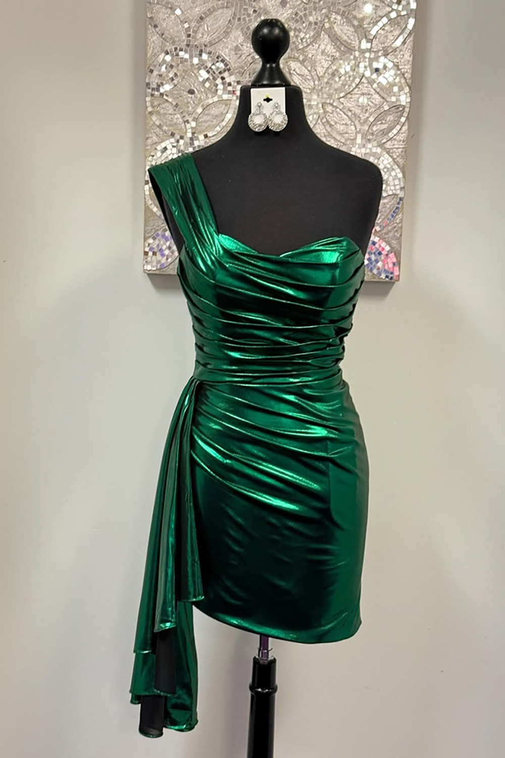 Sparkly Green Metallic Ruched Short Homcoming Dress with Ruffles