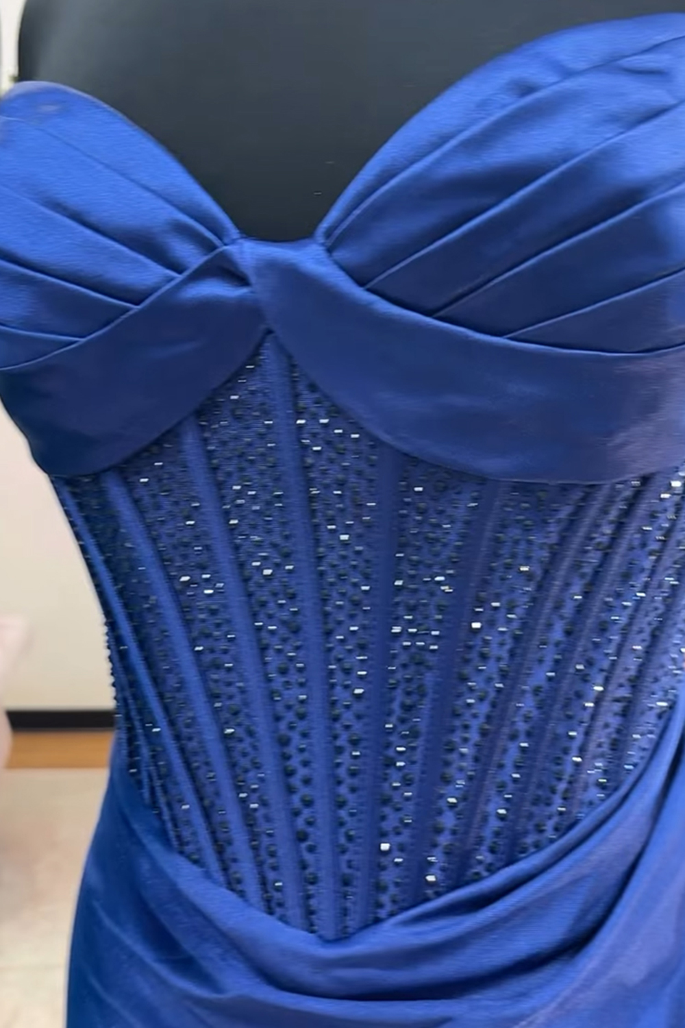 Green Sweetheart Satin Ruched Corset Short Homecoming Dress with Beading