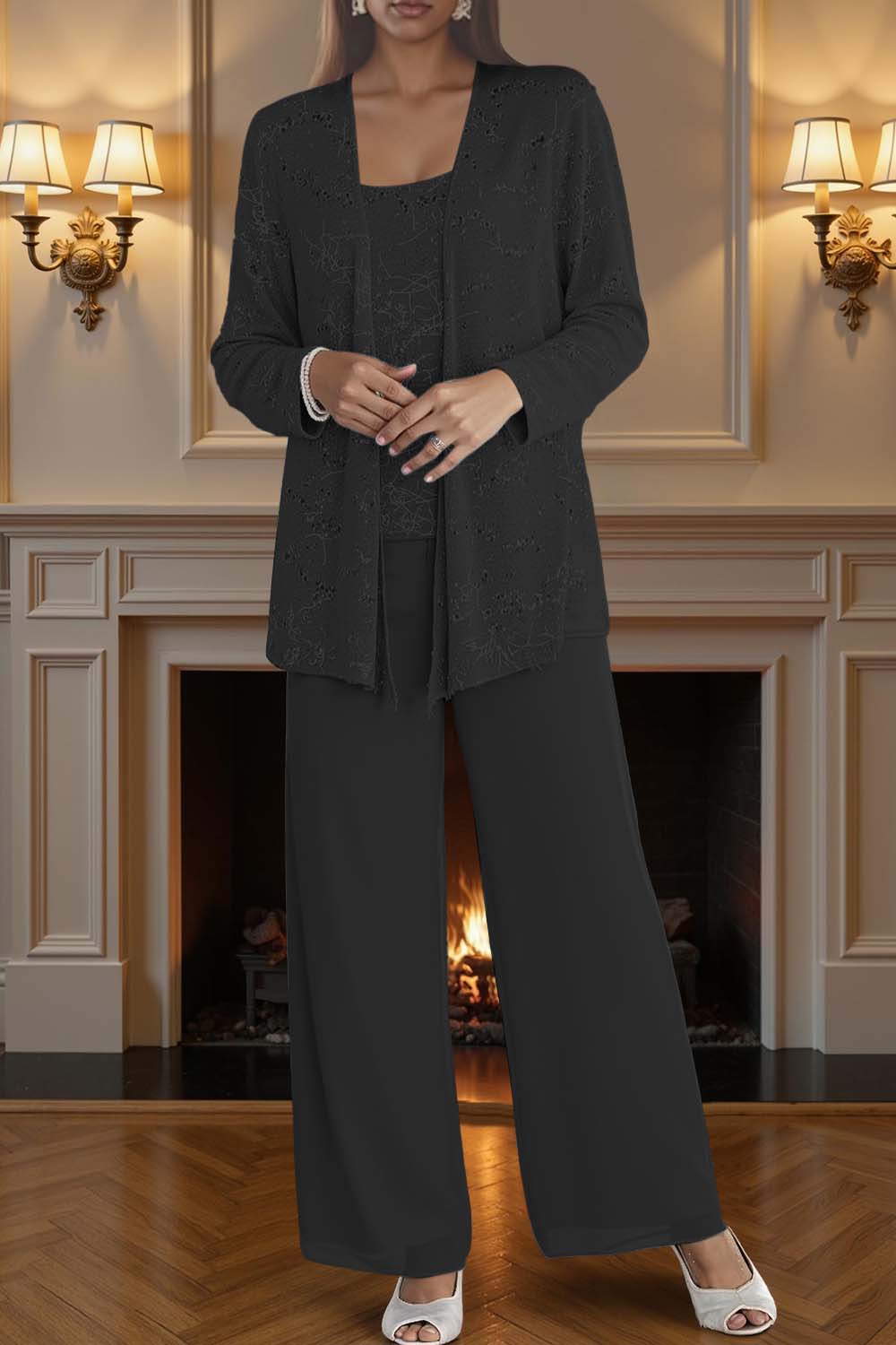 Sparkly Silver Chiffon Scoop Neck 3 Piece Mother of the Bride Pant Suits with Jacket