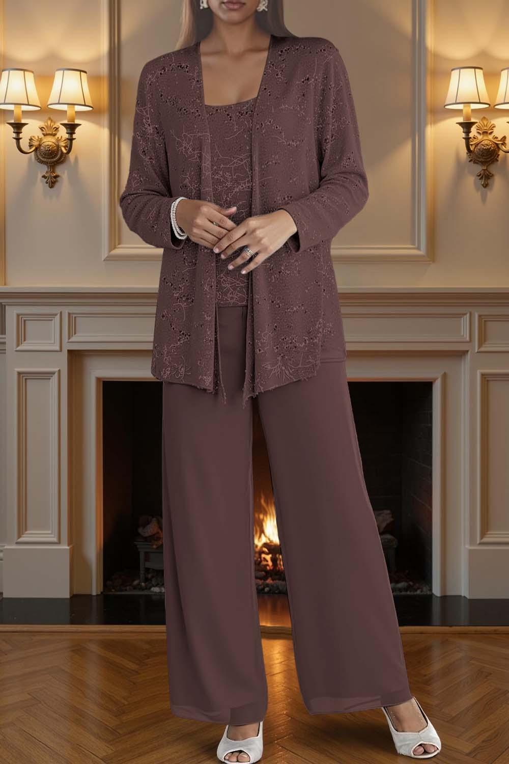 Sparkly Silver Chiffon Scoop Neck 3 Piece Mother of the Bride Pant Suits with Jacket