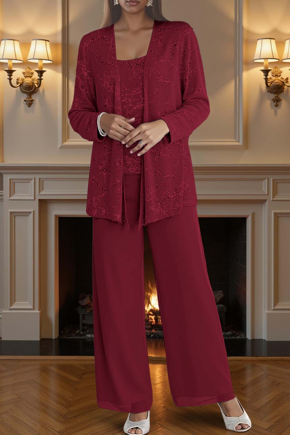 Sparkly Silver Chiffon Scoop Neck 3 Piece Mother of the Bride Pant Suits with Jacket