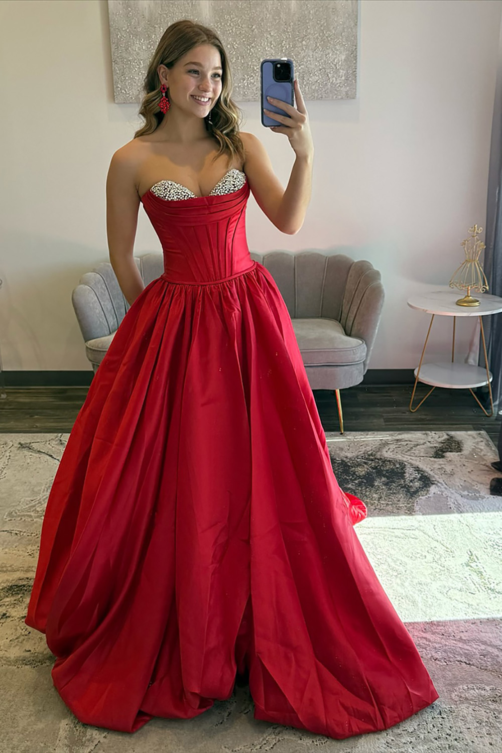Sparkly Red Satin Ball Gown Sweetheart Beaded Long Corset Prom Dress