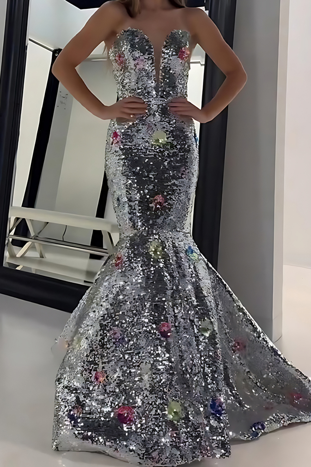 Sparkly Silver Mermaid Sequin Strapless Long Prom Dress