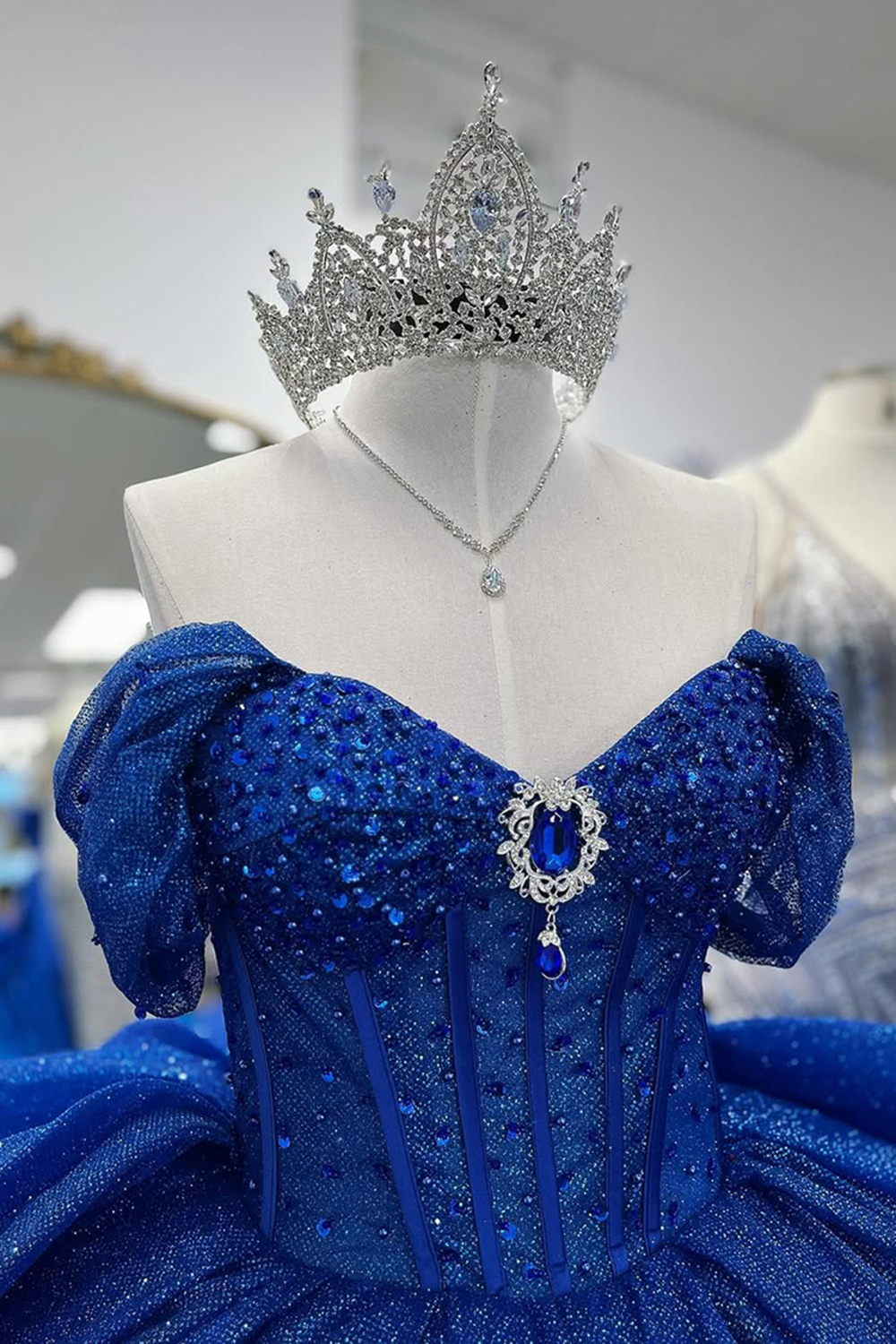 Sparkly Dark Green Sweetheart Corset Ball Gown Bedaed Quinceanera Dress with Bow