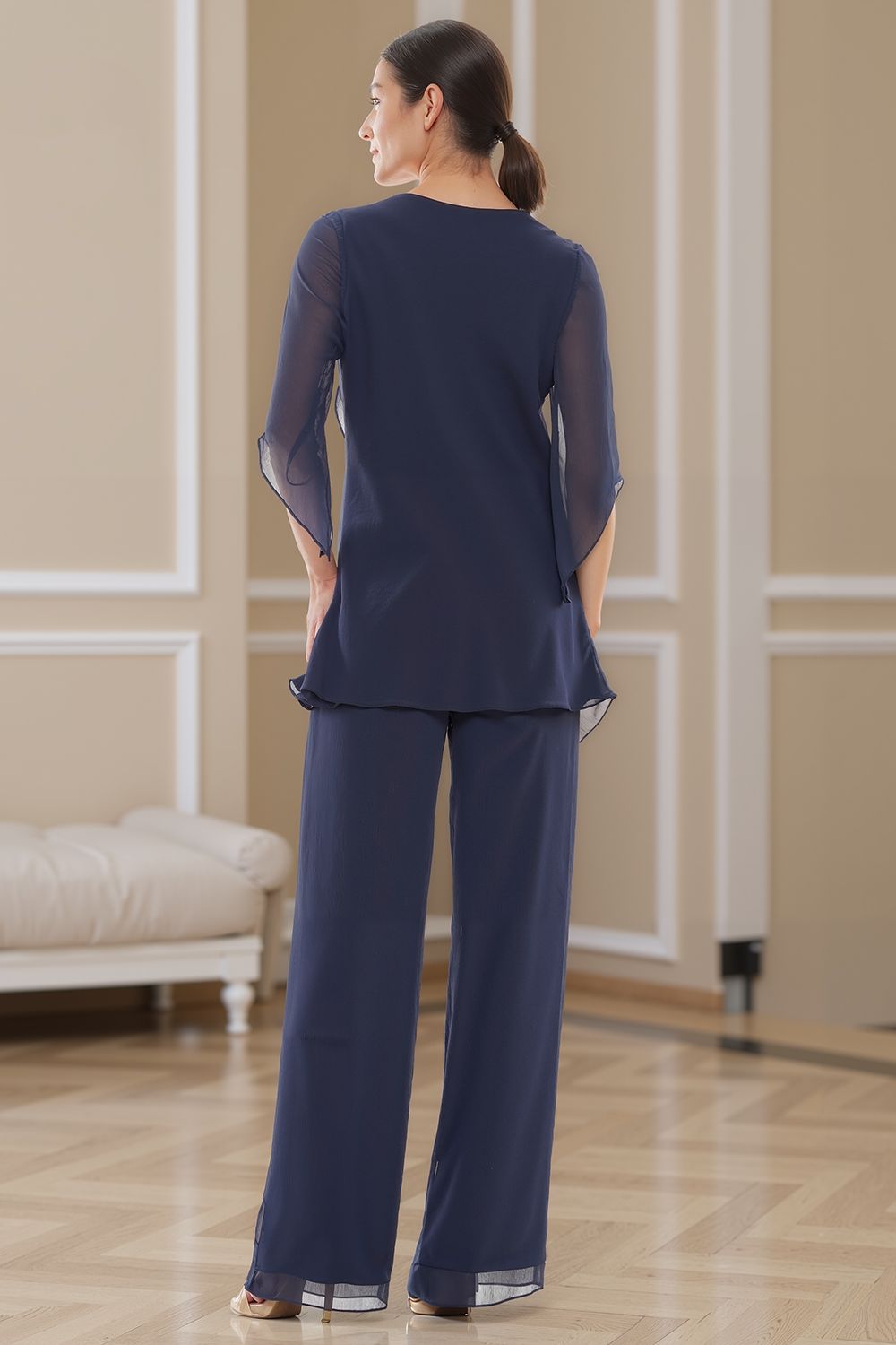 Navy V-Neck Chiffon 2 Piece Mother of the Bride Pant Suits with Sleeves