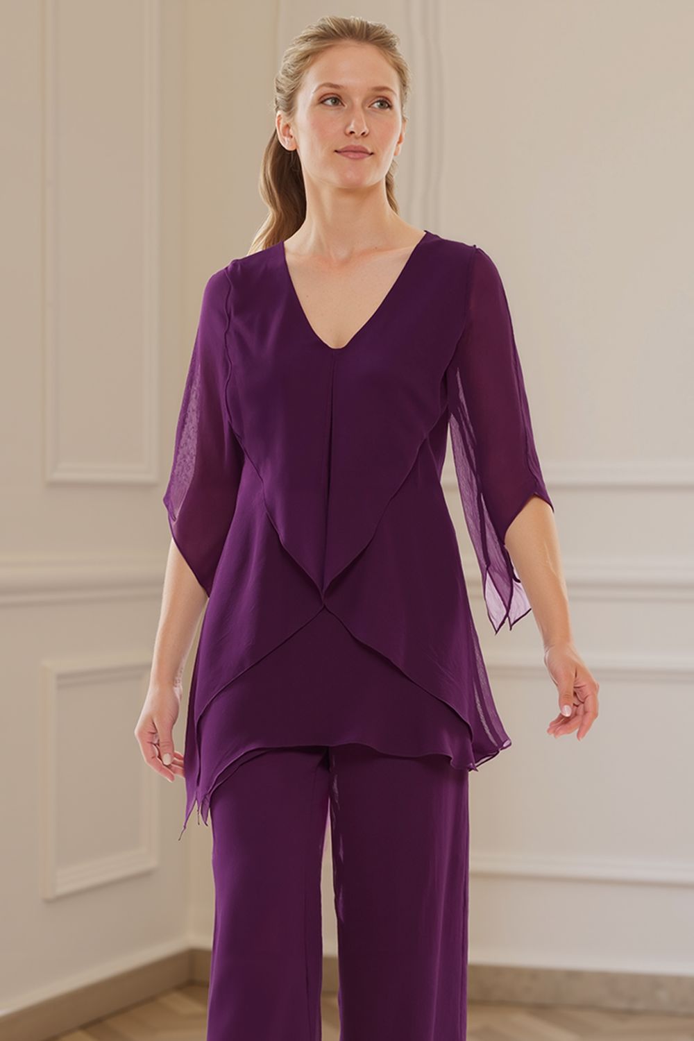 Navy V-Neck Chiffon 2 Piece Mother of the Bride Pant Suits with Sleeves