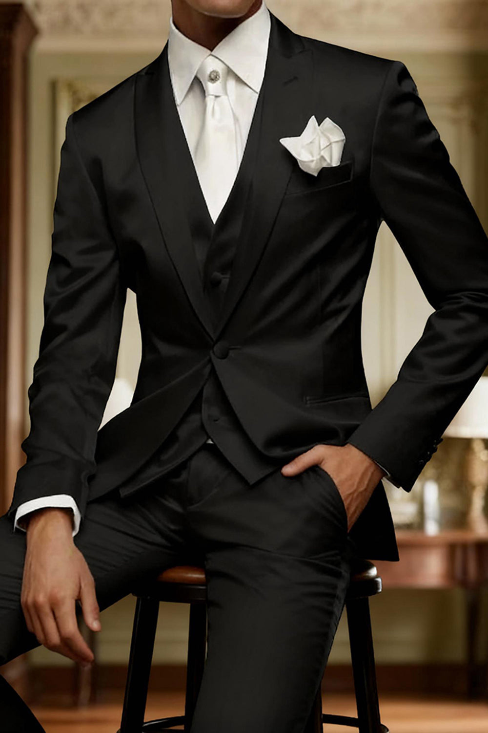 White Single Breasted Peak Lapel 3 Piece Men Prom Suits
