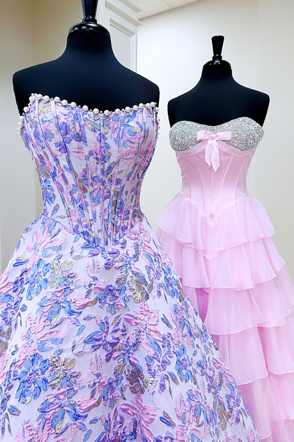 Sparkly Lilac Flower Corset Ball Gown Strapless Long Prom Dress with Pearls