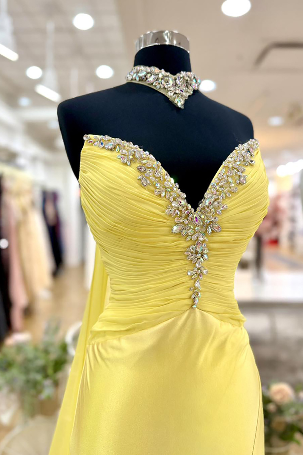 Sparkly Yellow Beaded Mermaid Sweetheart Long Prom Dress with Slit