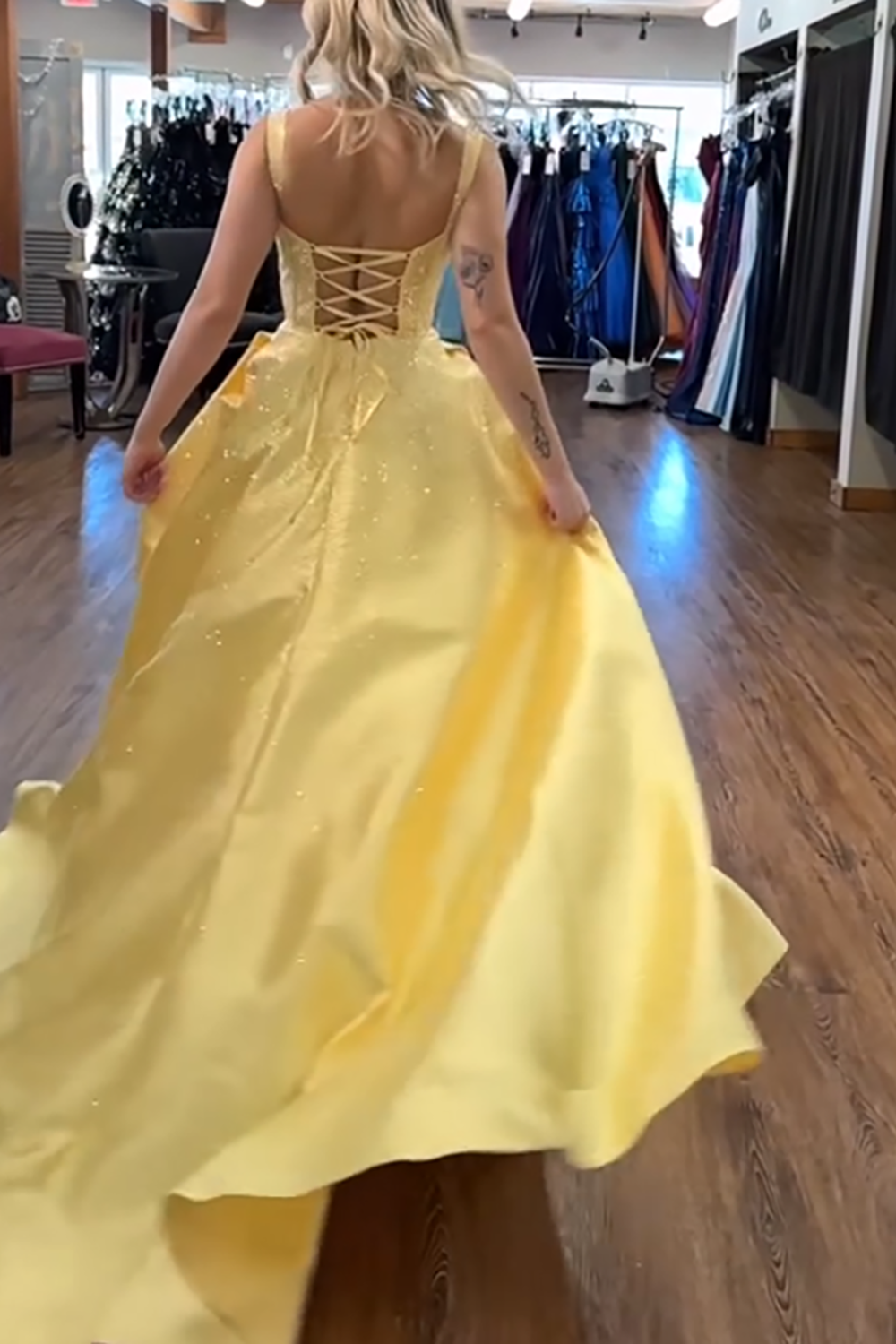 Sparkly Emerald Green Ball Gown Corset Long Prom Dress with Beading